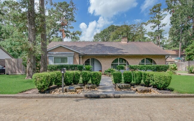 Building Photo - 15623 Artoys Dr
