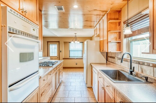 Foto del edificio - 21611 Glenbranch Dr