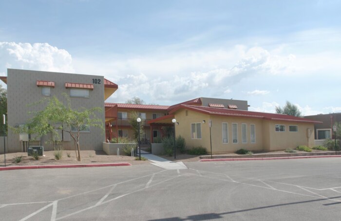 Foto del edificio - 102 E Mohave Rd