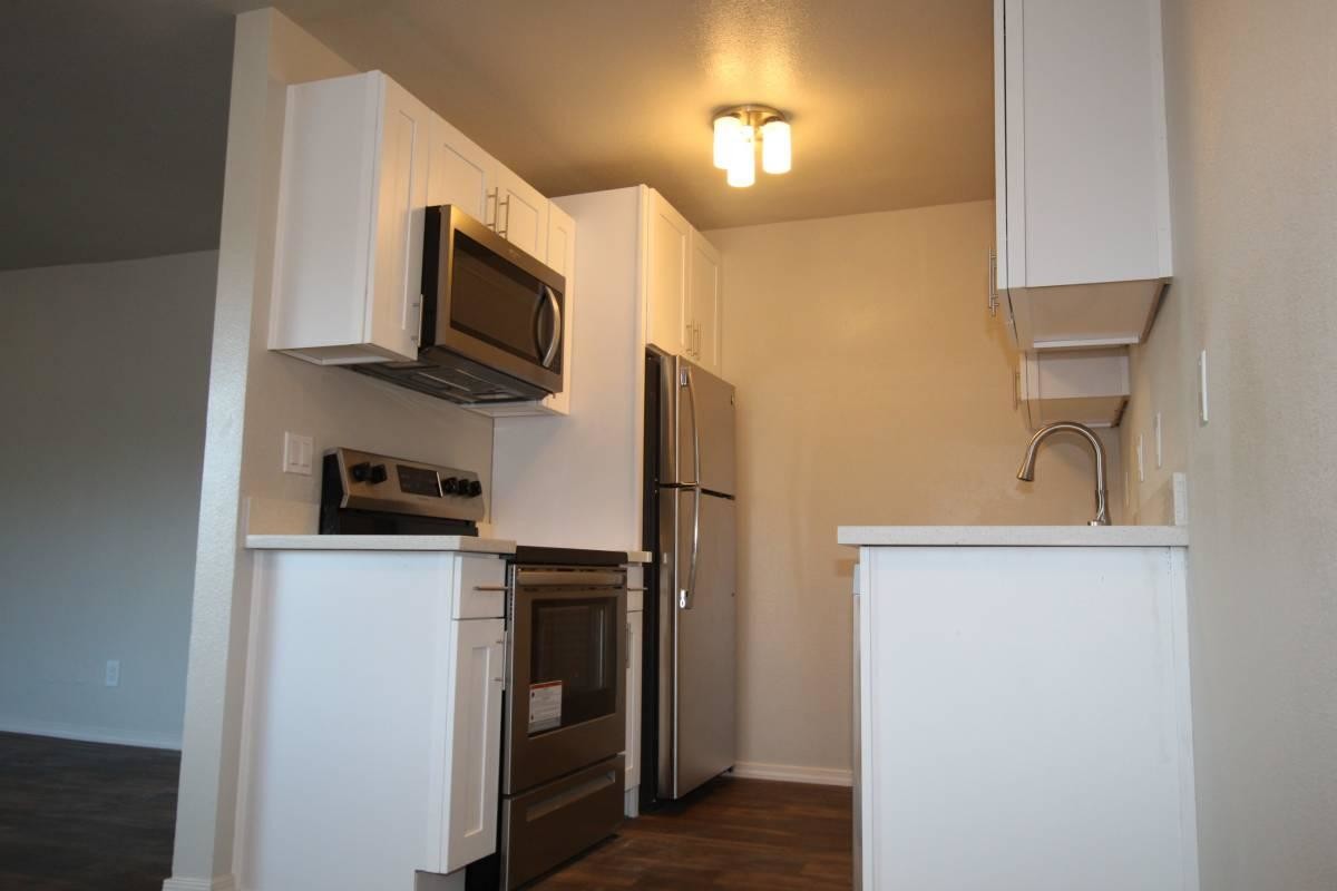 Foto principal - 4836 S Austin St