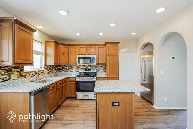 Foto del edificio - 894 Daffodil Street, Fountain, CO, 80817
