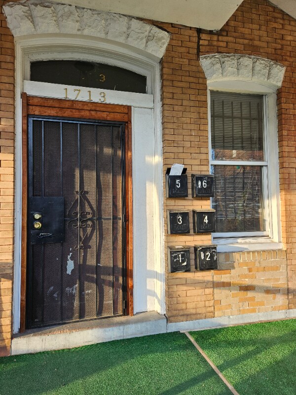 Primary Photo - 1713 W Tioga St
