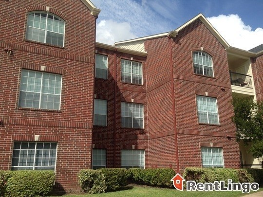 Primary Photo - 2323 Long Reach Dr