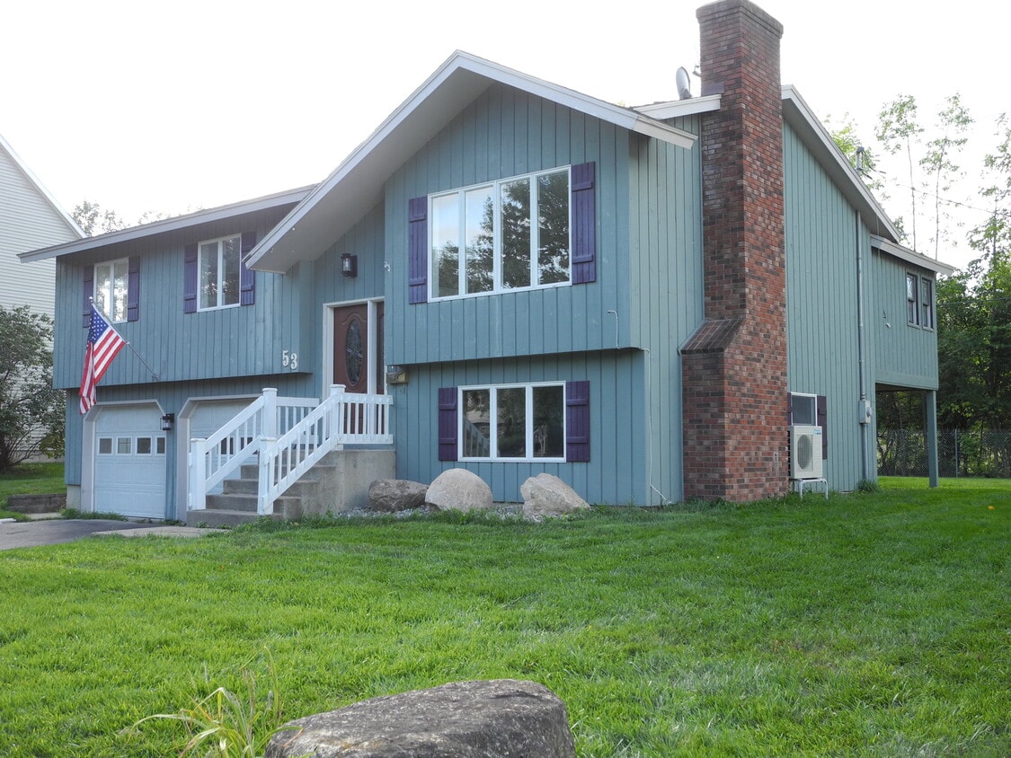 Primary Photo - 53 Trafalgar Dr