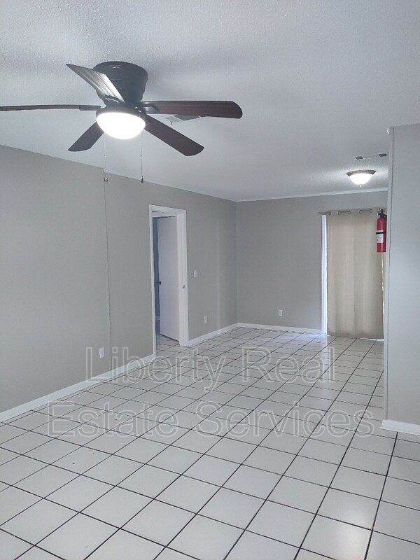 Foto del edificio - 632 Lee Rd