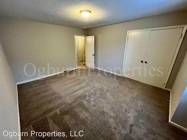 Foto del edificio - 2 br, 1.5 bath House - 204 VINEYARD PARK ROAD