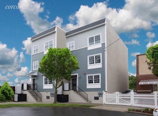 Primary Photo - 3566 Canal Ave