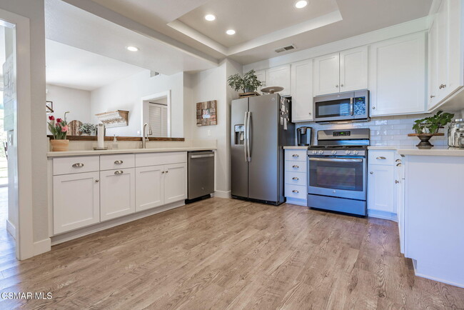 Foto del edificio - 264 Ridgeton Ln