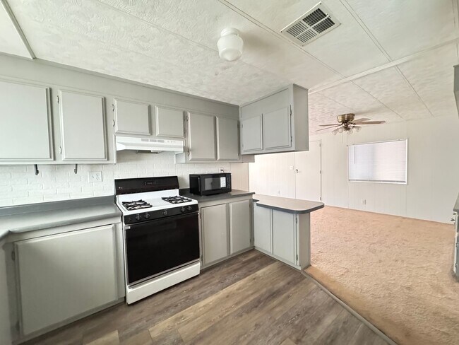 Foto del edificio - Spacious 2 bedroom