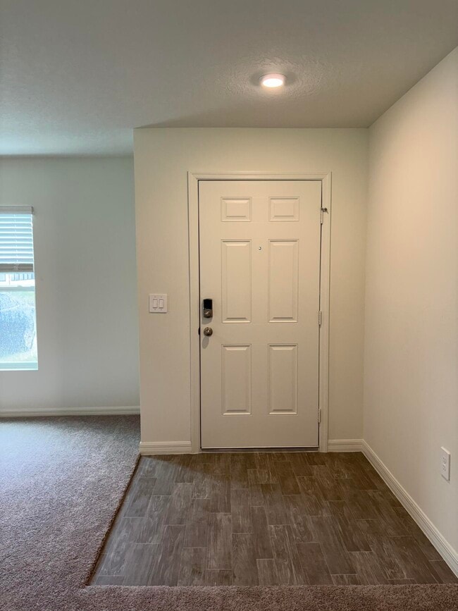 Building Photo - 1109 Altamira St NW