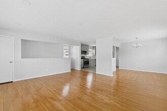 Building Photo - 226 Webster Ave