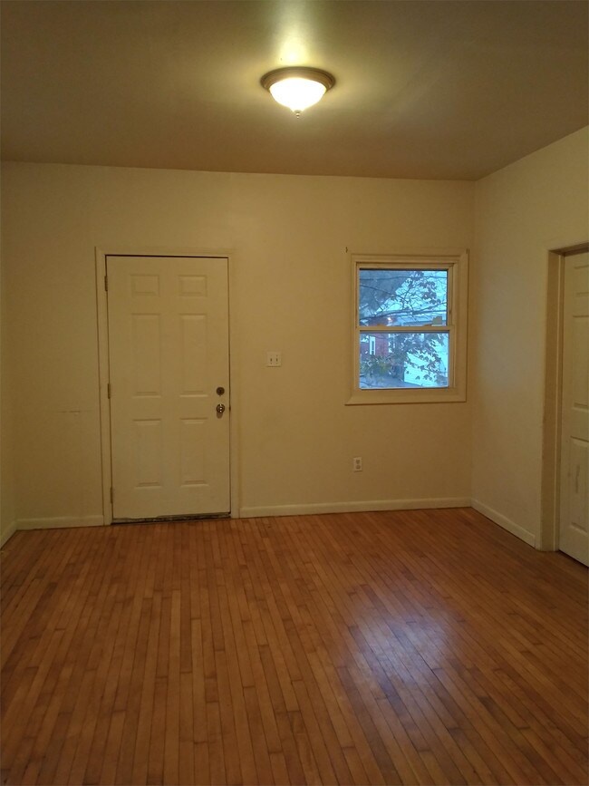 Building Photo - 224 Heir Ave