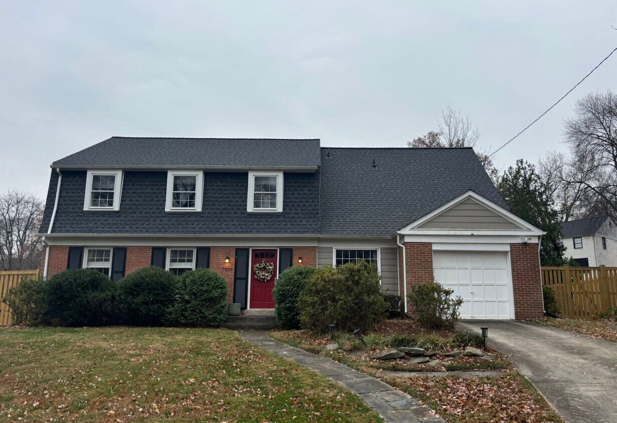 Fabulous in 4 + 2.5 in OLD FARM - Gorgeous Updates - Fabulous in 4 + 2.5 in OLD FARM - Gorgeous Updates