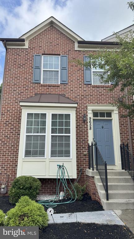 Foto del edificio - 9658 Atterbury Ln