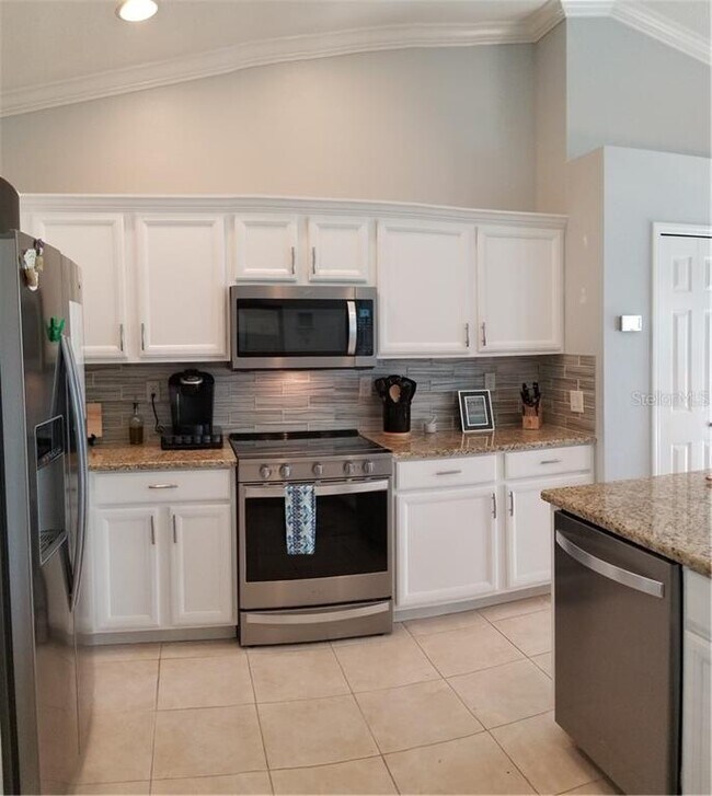 Building Photo - 6204 Weymouth Dr