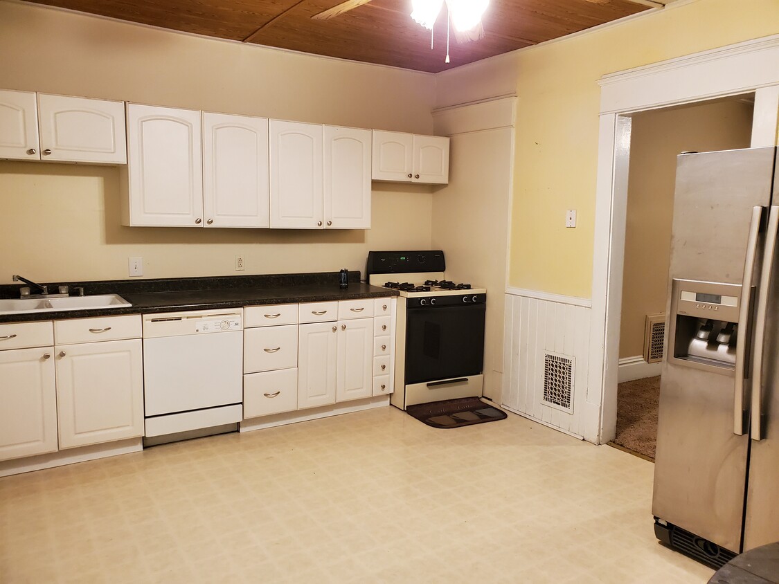 Foto principal - 738 18th St