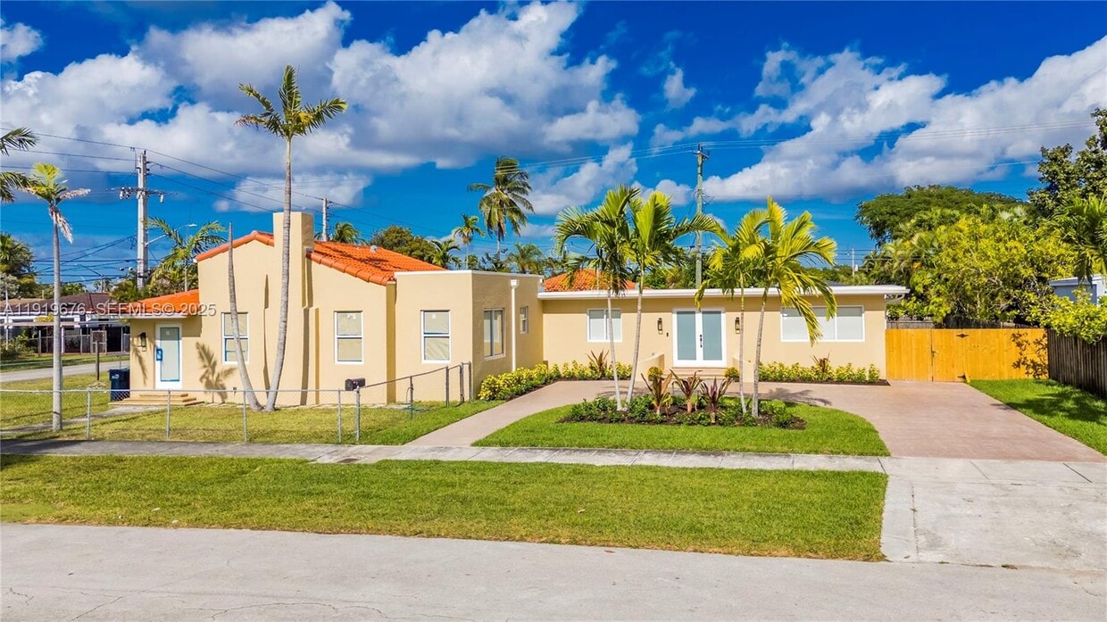 Foto principal - 6499 SW 39th St