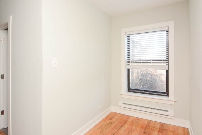 Foto del edificio - 2915 N Mildred Ave