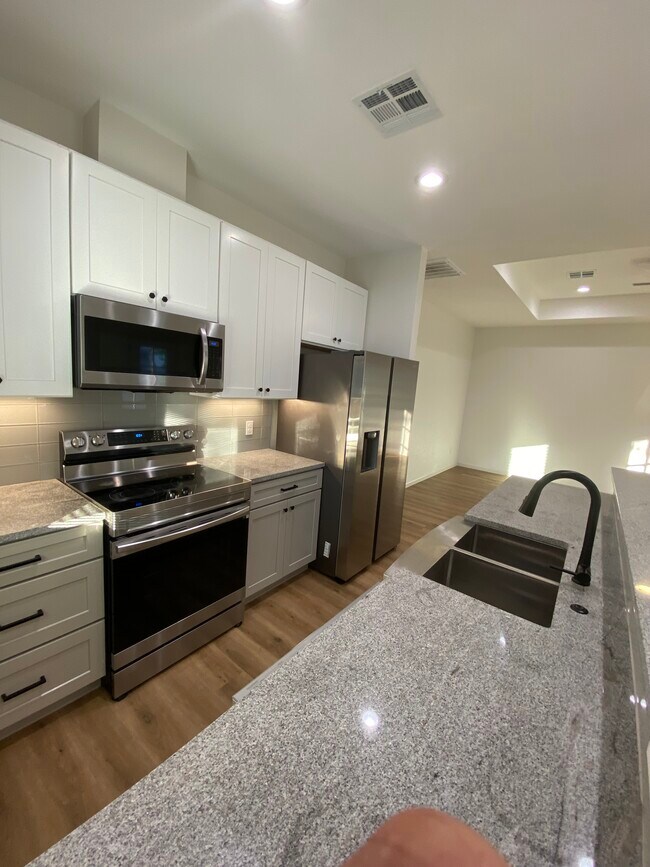 Foto del edificio - 1117 N 11th St