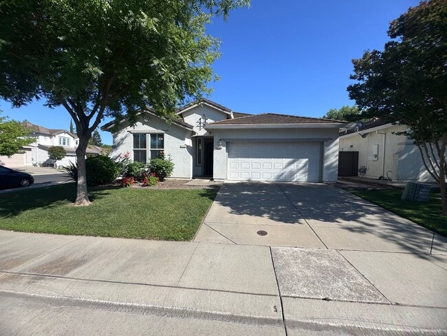 Building Photo - Stonelake Community - Four Bedroom!