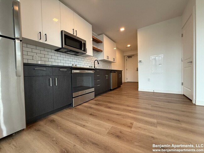 Foto del edificio - 89 Brighton Ave