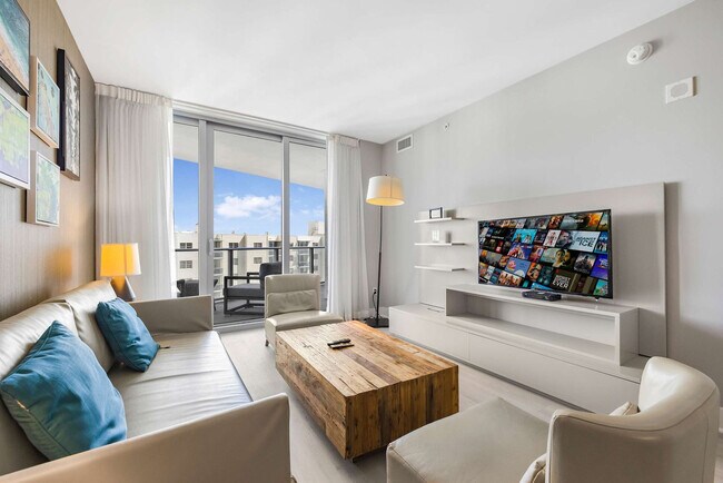 Building Photo - 4111 S Ocean Dr