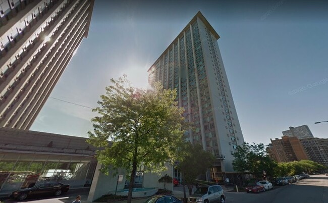 Building Photo - 3600 N Lake Shore Dr
