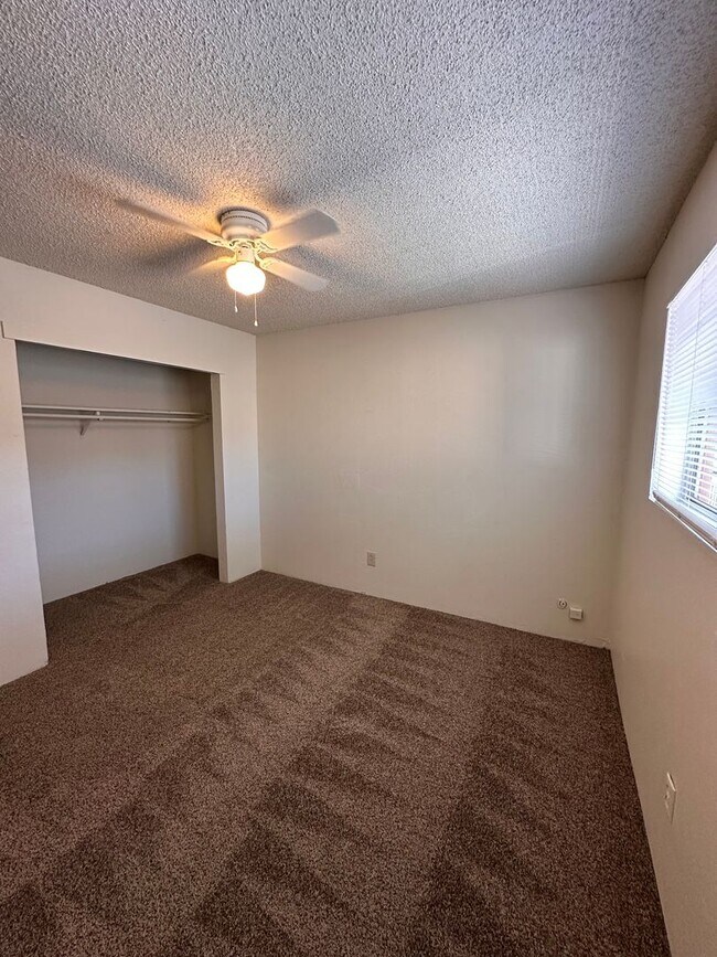 Foto del edificio - ***MOVE IN SPECIAL $500 OFF FIRST MONTHS R...