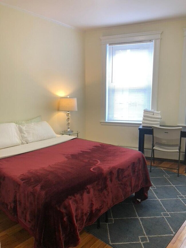 Building Photo - 1776 Commonwealth Ave