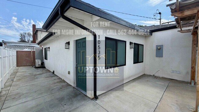Foto del edificio - 8535 Bradwell Ave