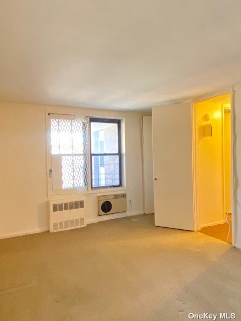 Building Photo - 35-20 Leverich St
