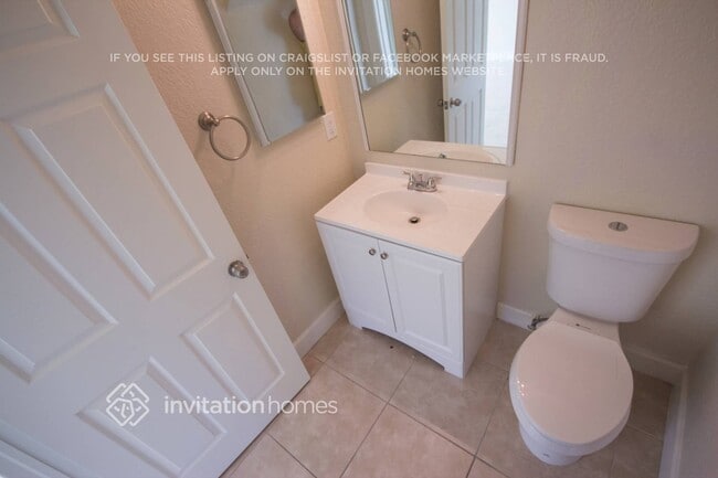 Building Photo - 4551 NW 36th Ct