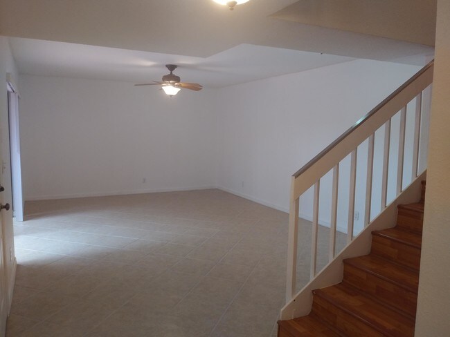 Building Photo - 4075 Palm Bay Cir