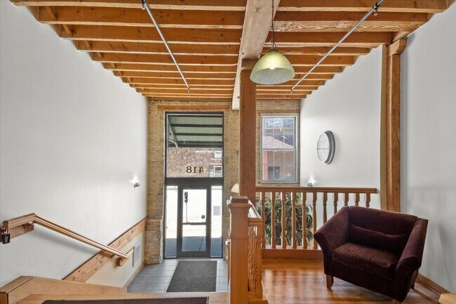 Foto del edificio - 418 N 3rd St