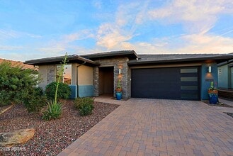 Building Photo - 17811 E Cindercone Rd