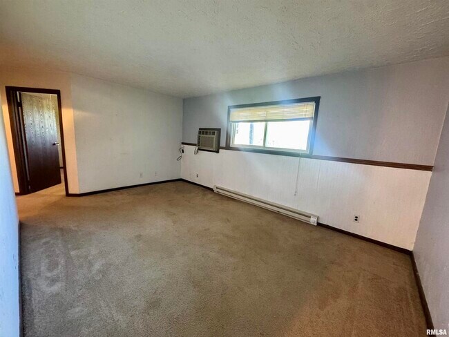 Foto del edificio - 4211 US-6