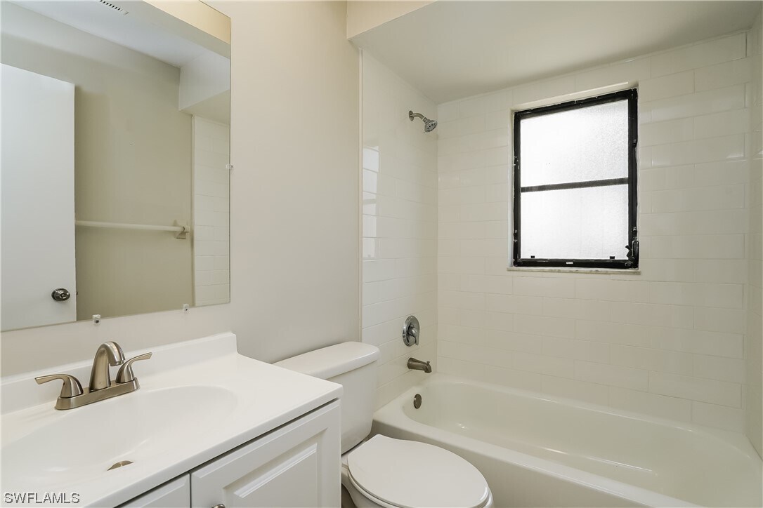 Foto del edificio - 1819 SE 15th St