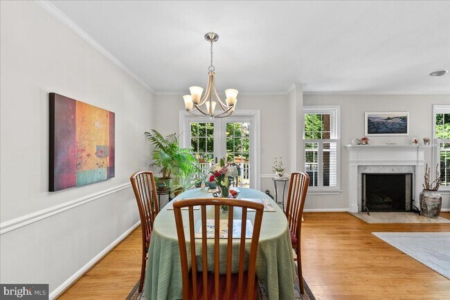 Foto del edificio - 7252 Greentree Rd