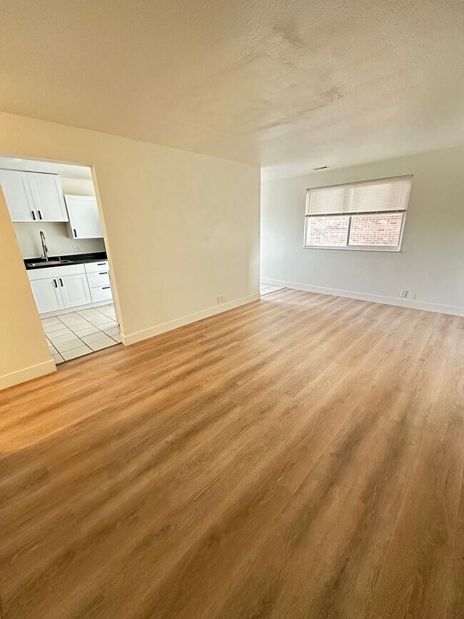 Foto del edificio - GET $500 OFF THE FIRST MONTHS RENT!!!