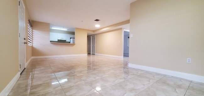 Foto del edificio - 1627 NW 18th St