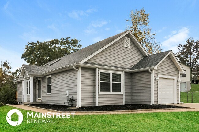 Foto del edificio - 3016 Plum Creek Dr