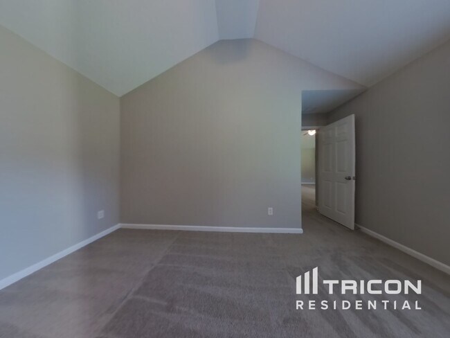 Foto del edificio - 78 Bedford Park Dr