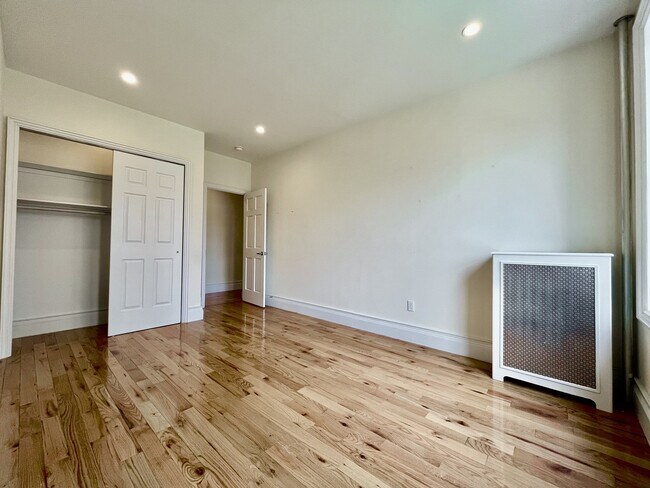 Foto del edificio - 935 St Nicholas Ave