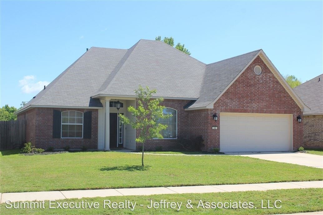 Primary Photo - 3 br, 2 bath House - 342 Avondale Lane