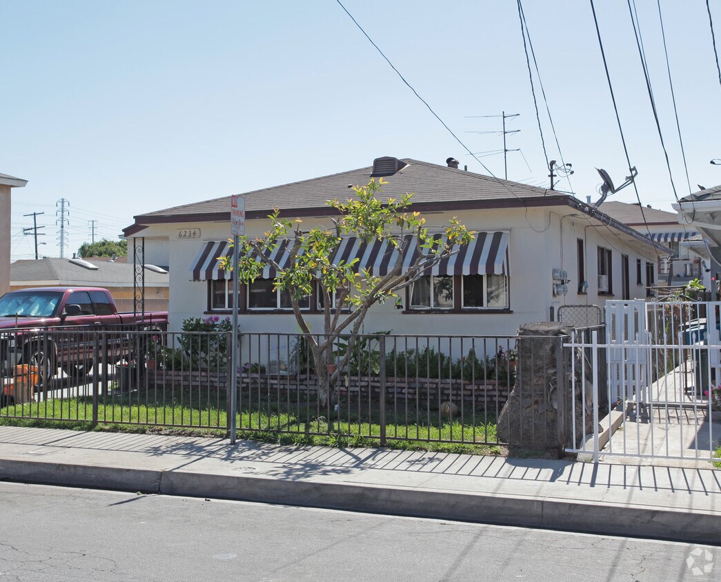 Building Photo - 6234 Gifford Ave
