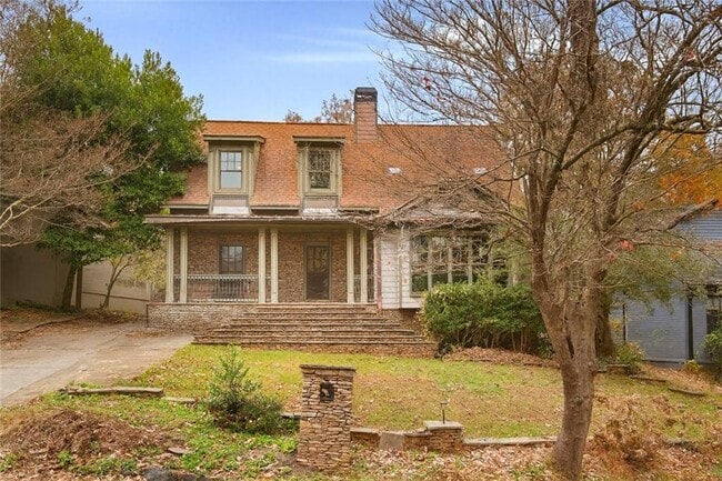 Building Photo - 451 Hascall Rd NW