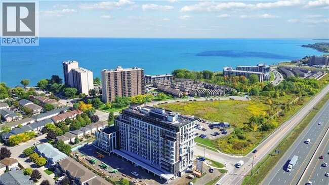 Photo du bâtiment - 461 Green Rd