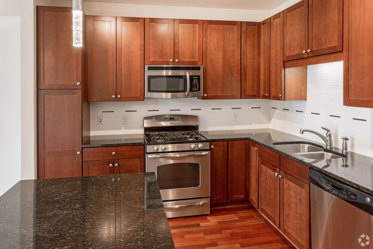 Edina Gateway Apartments 49104940 W 77th St Edina, MN