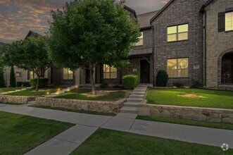 Building Photo - 3012 Gaylord Dr