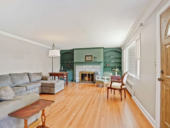 Foto del edificio - 570 Morehouse Rd